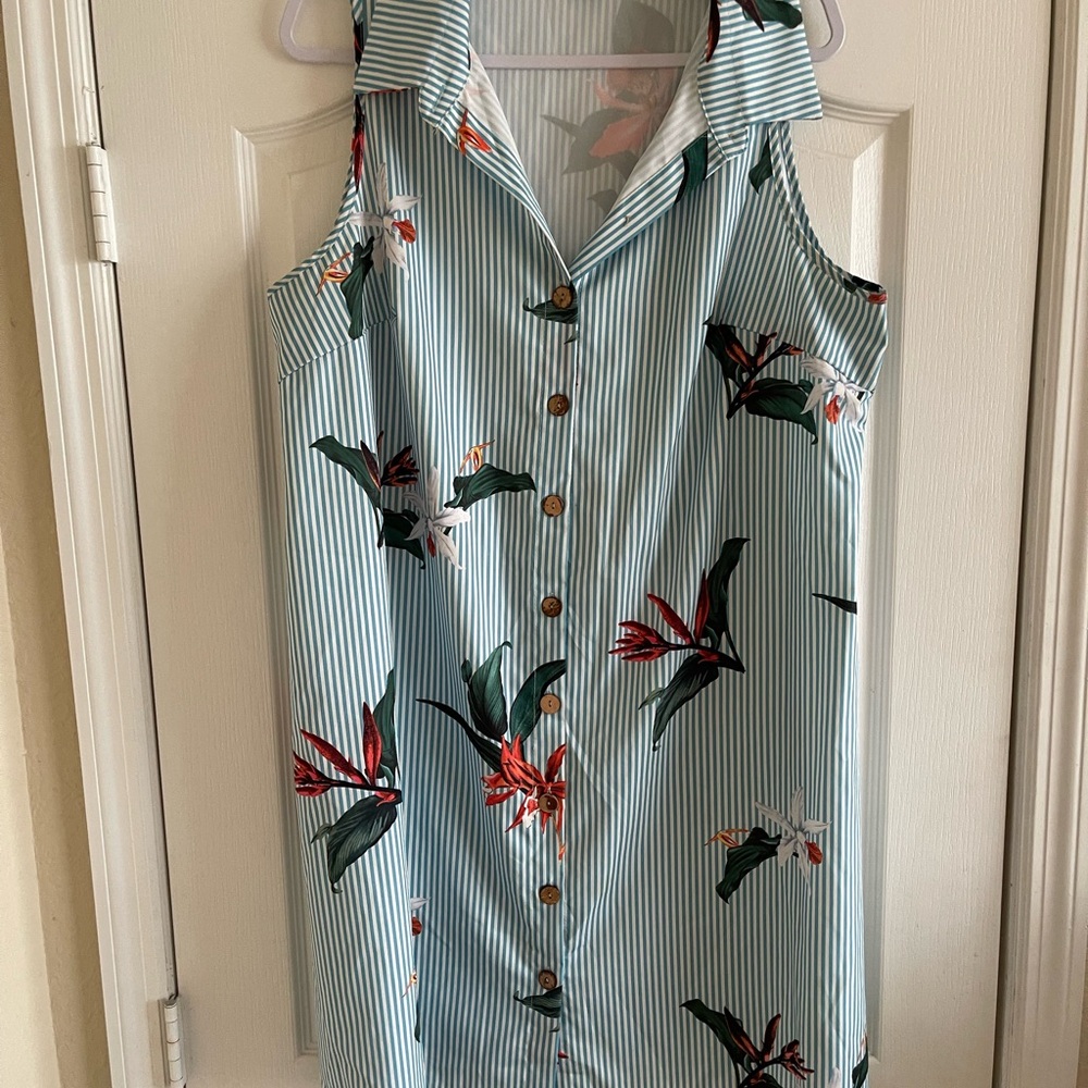 SHEIN Curve Striped Floral Button-Down Sleeveless Dress - Floral